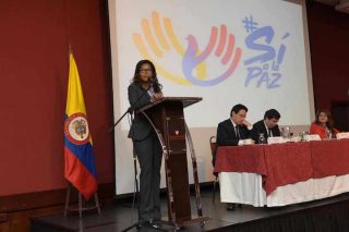 Thứ trưởng Bộ Nội vụ Carmen Ines Vasquez phát biểu.