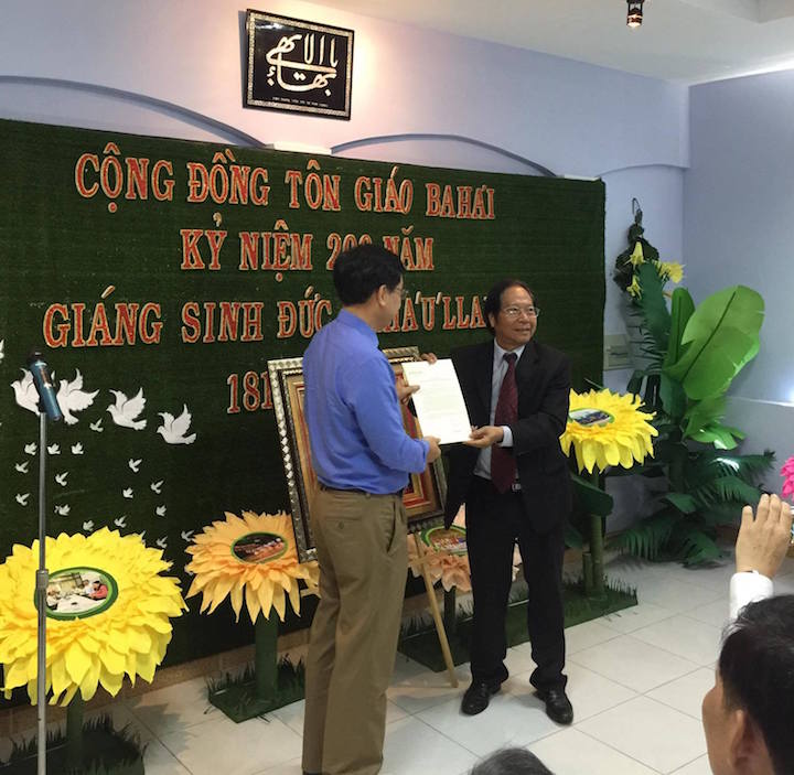Lãnh đạo Ban Tôn giáo Chính phủ thăm và chúc mừng Cộng đồng tôn giáo Baha’i Việt Nam nhân kỷ niệm 200 năm ngày sinh của Đức Baha’u’llah